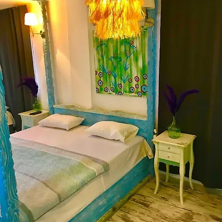 Barba Otel 2*
